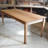 Rustic farmhouse table in solid oak with antique patina finish 200 x 90
