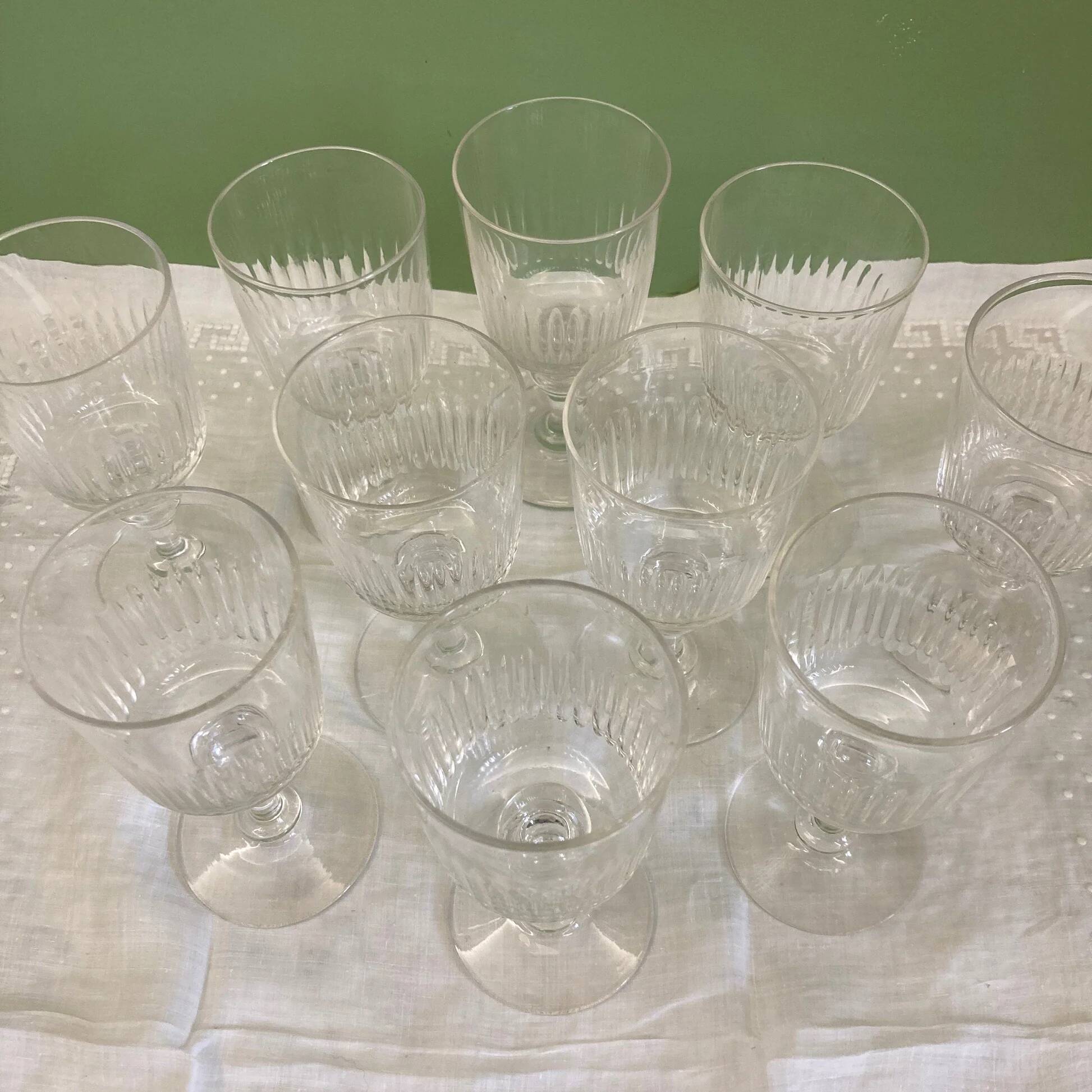 Baccarat 10 white wine glasses, Renaissance model, around 1900.