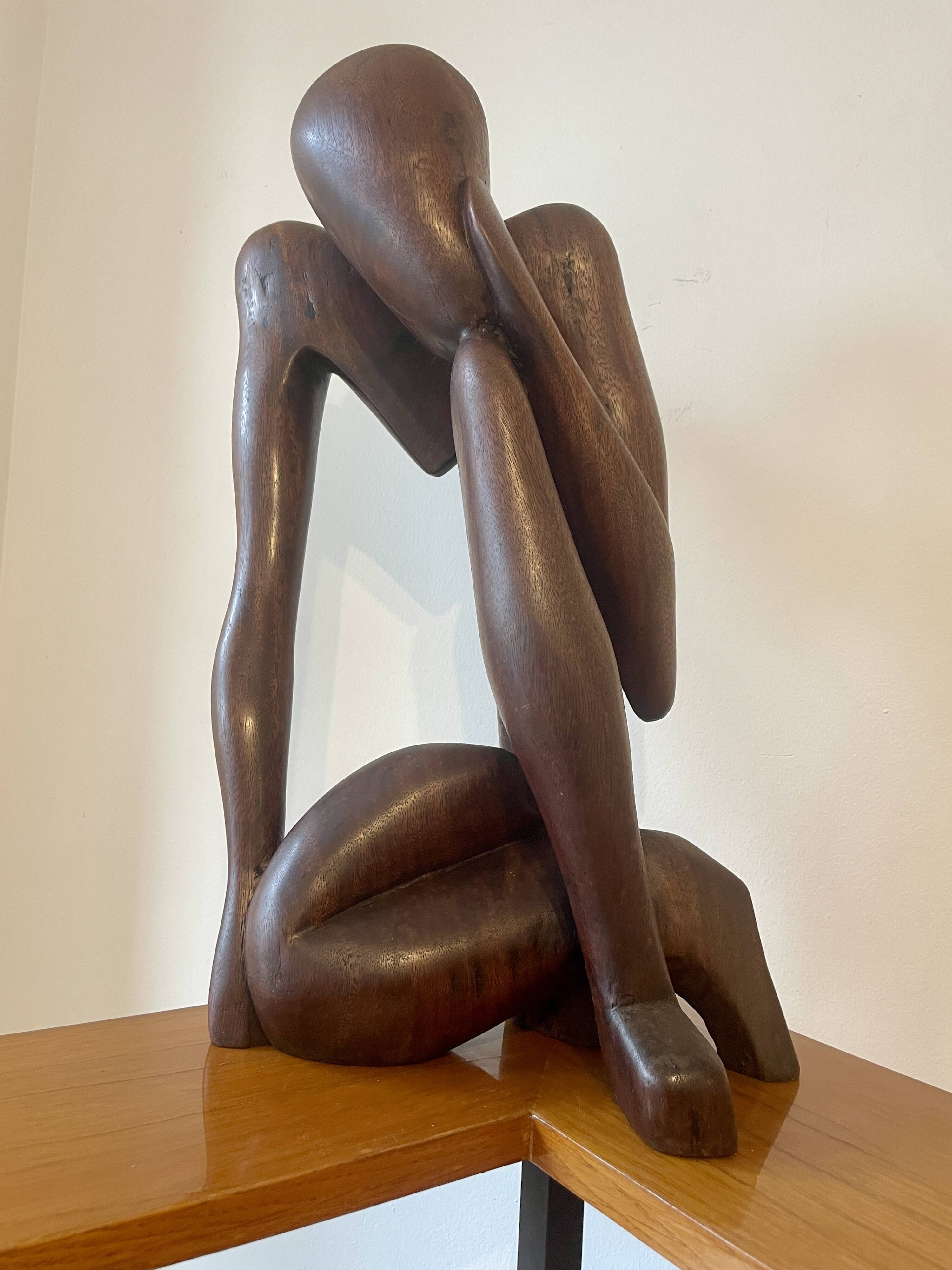 Sculpture en bois "Le penseur"