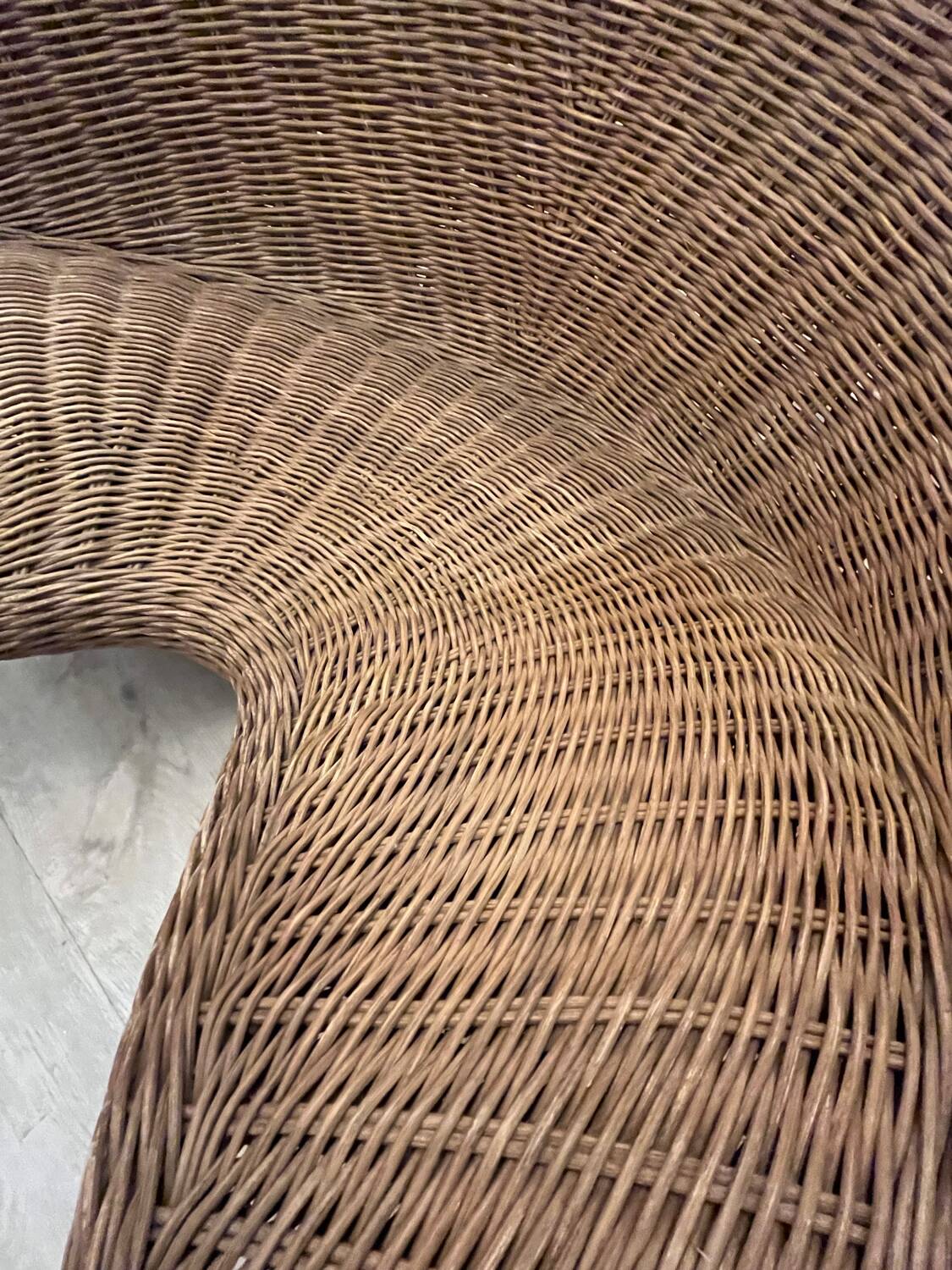 Lotus chair
