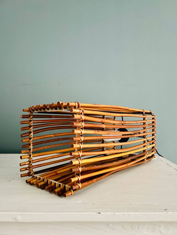 Lampe cube en bois et osier vintage