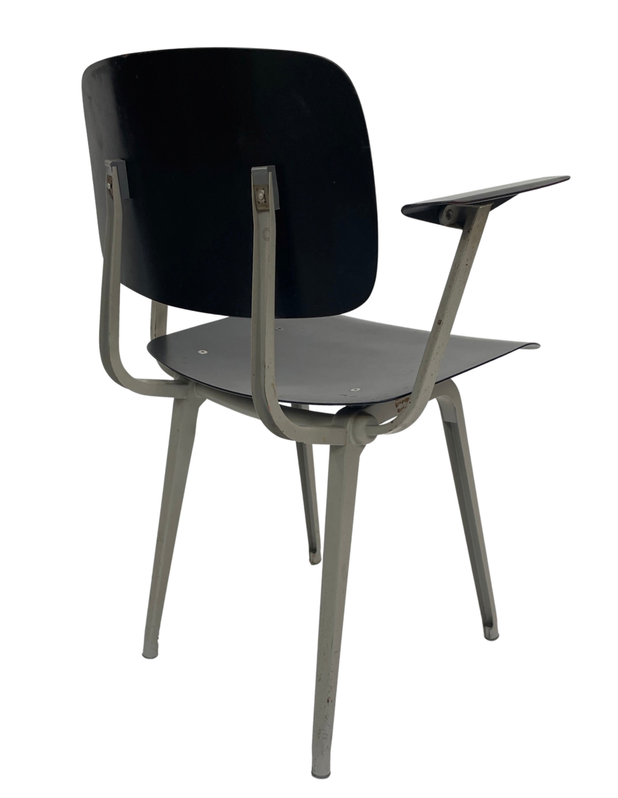 Friso Kramer Revolt arm chair for Ahrend de Cirkel 1953