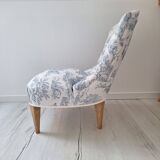Blue toile de Jouy toad armchair