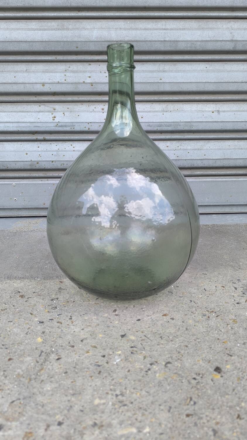 10 liter blown glass demijohn