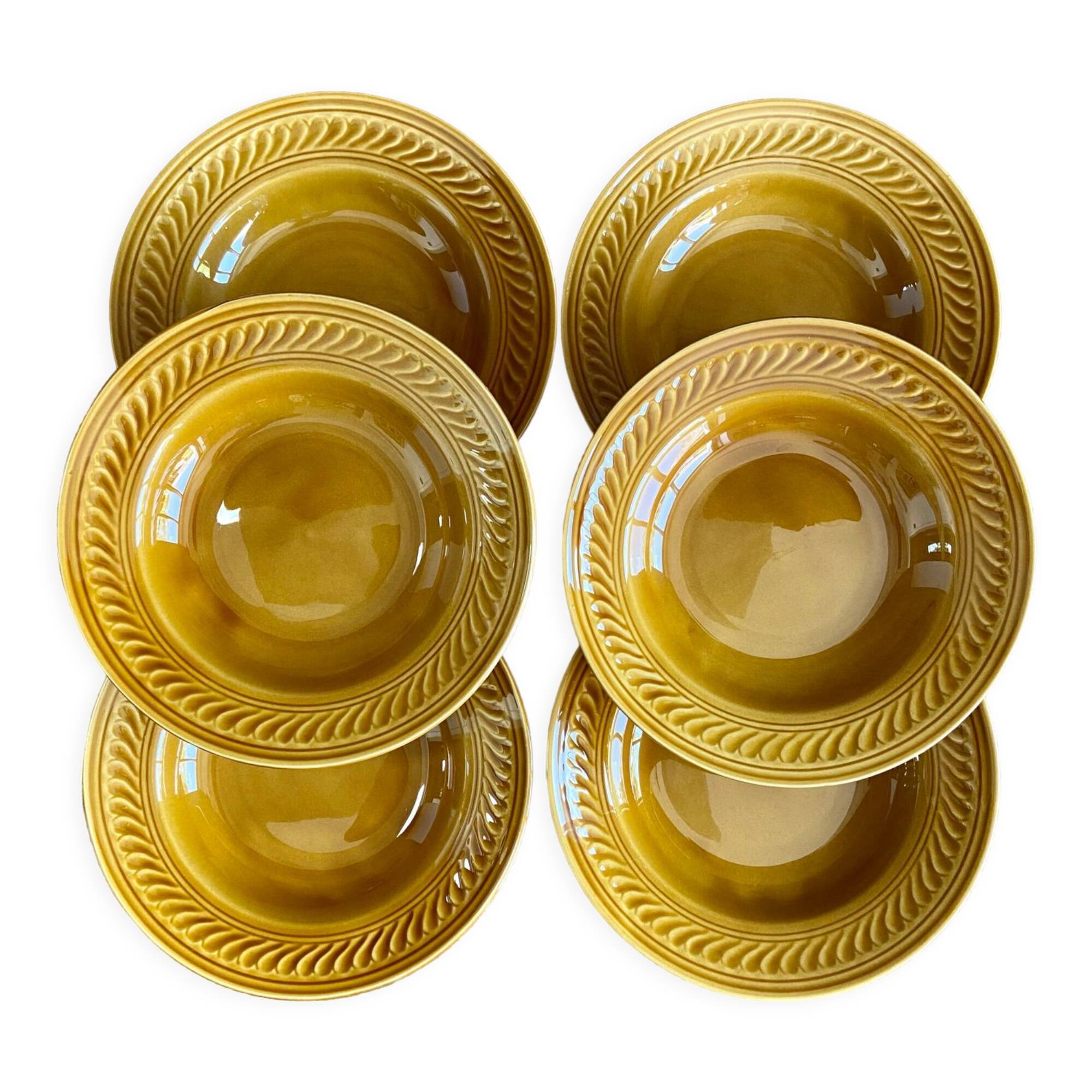 6 vintage Gien hollow plates