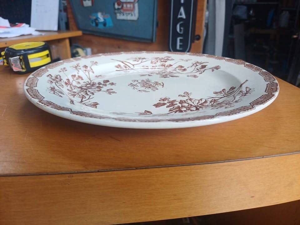 Large vintage round plate Lunéville K&G ironstone
