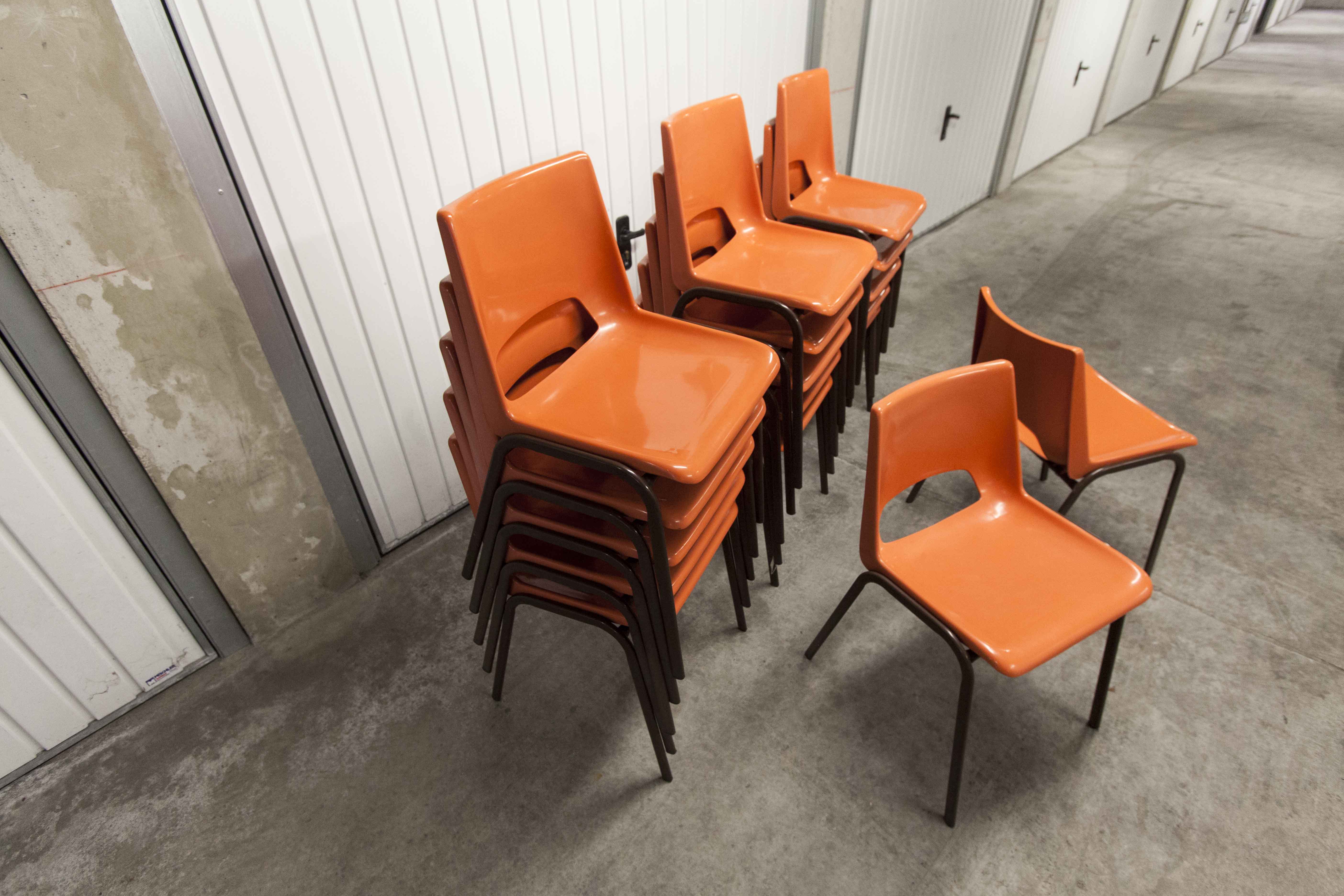 Set of 17 vintage orange chairs 1970