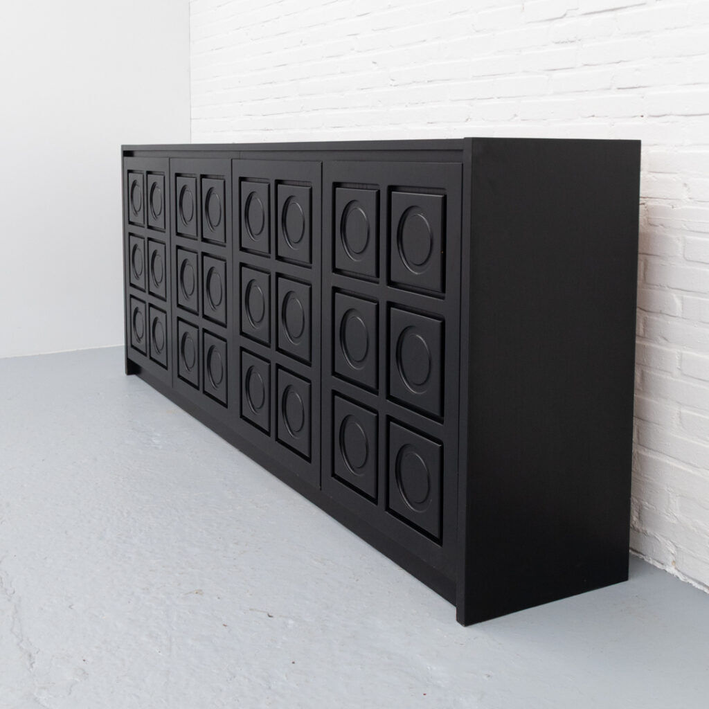Buffet brutaliste belge des années 1970