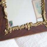 Miroir doré en bois et stuc ancien