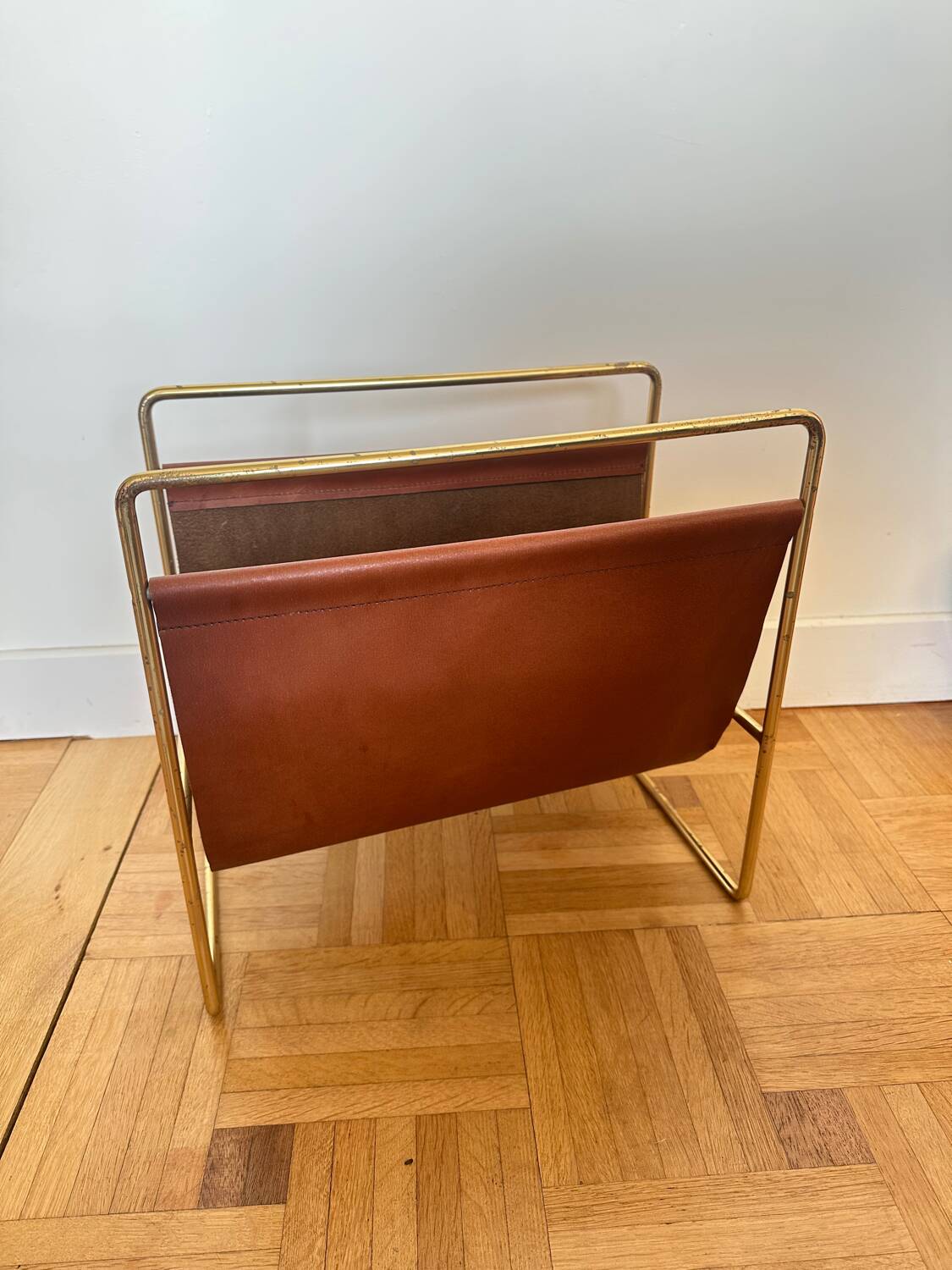 Magazine rack