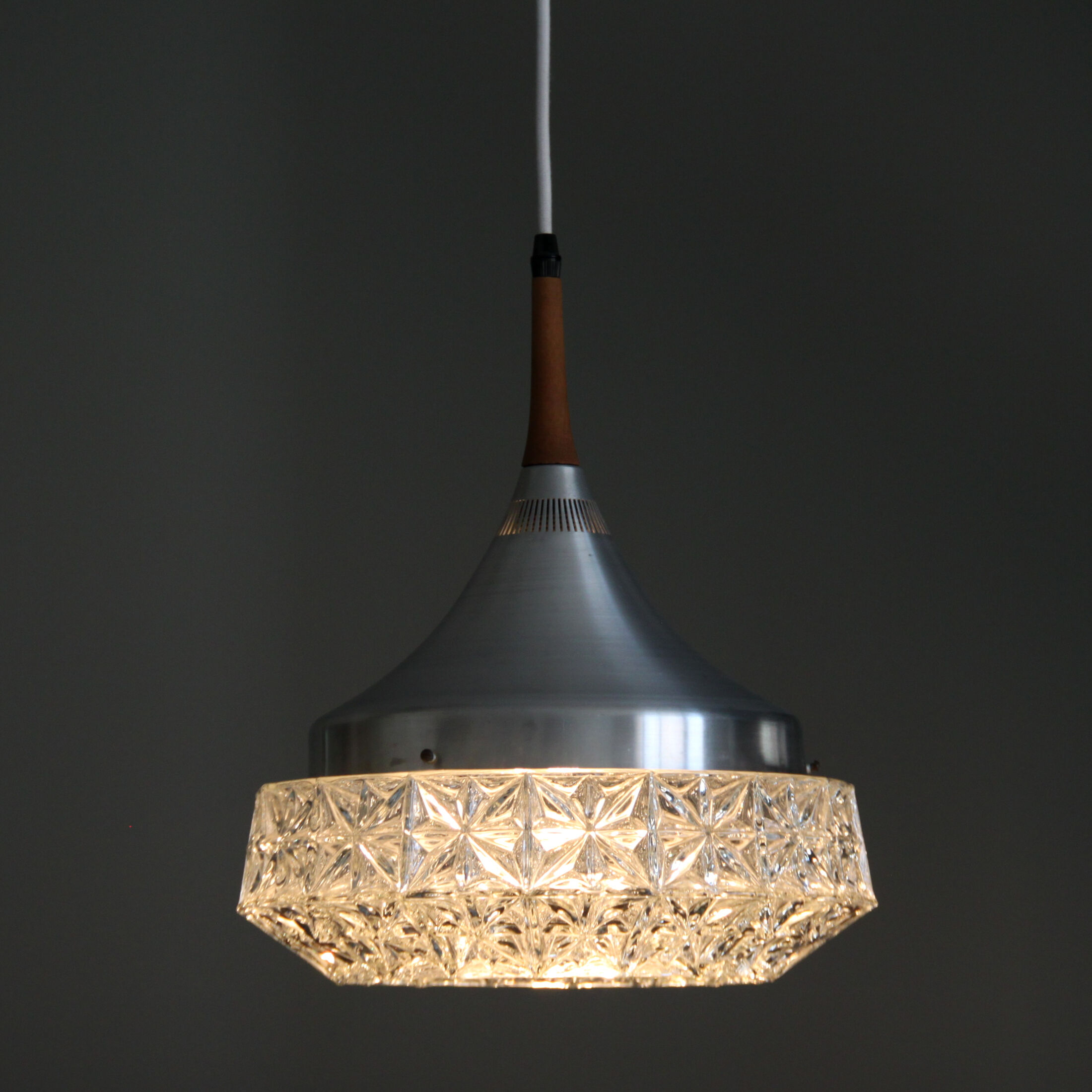 Suspension abat jour en verre épais épais et dôme en aluminium vintage