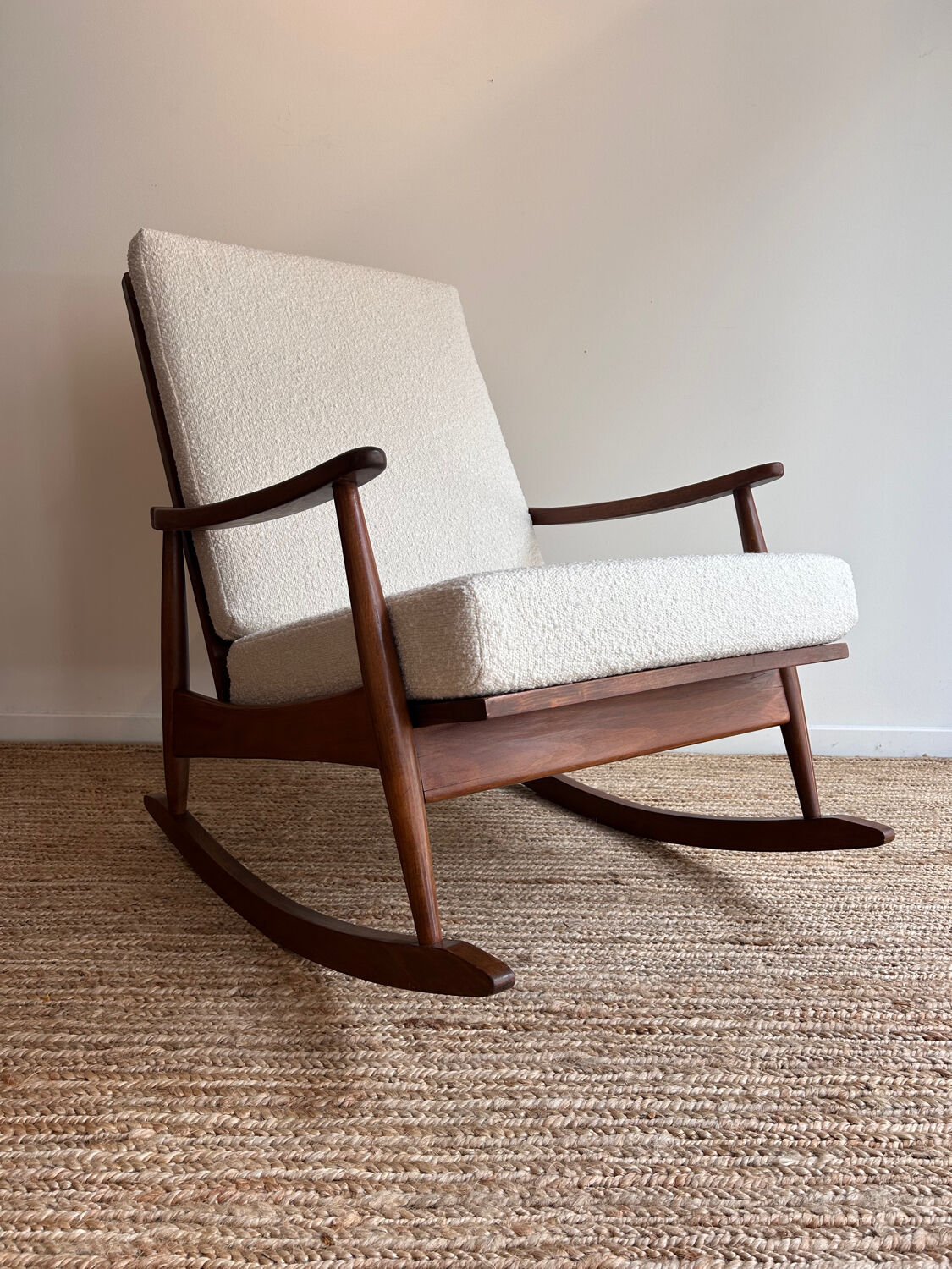 Rocking chair scandinave vintage