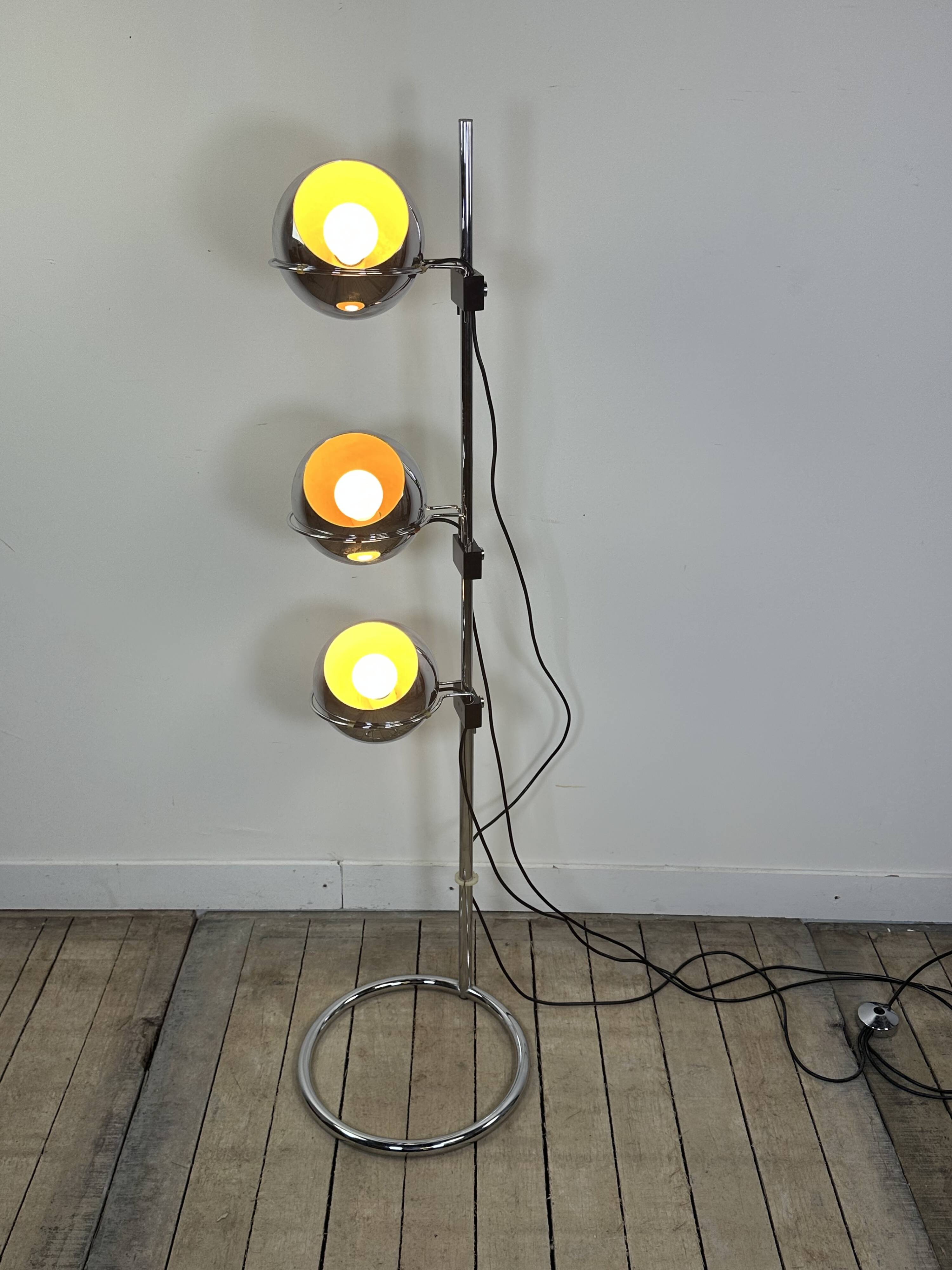 Lampadaire Vintage Space Age "Eyeball" 3 Globes Chromés 1970'S