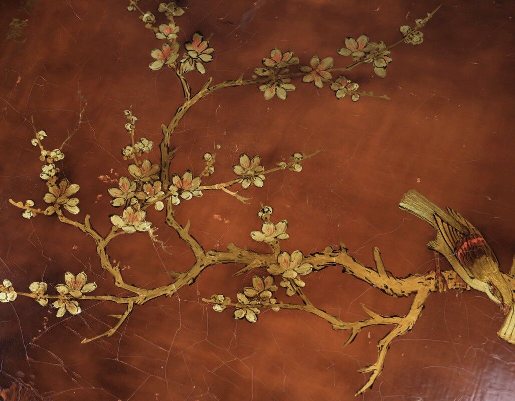 Lacquered wooden coffee table, China – Mid 20th century