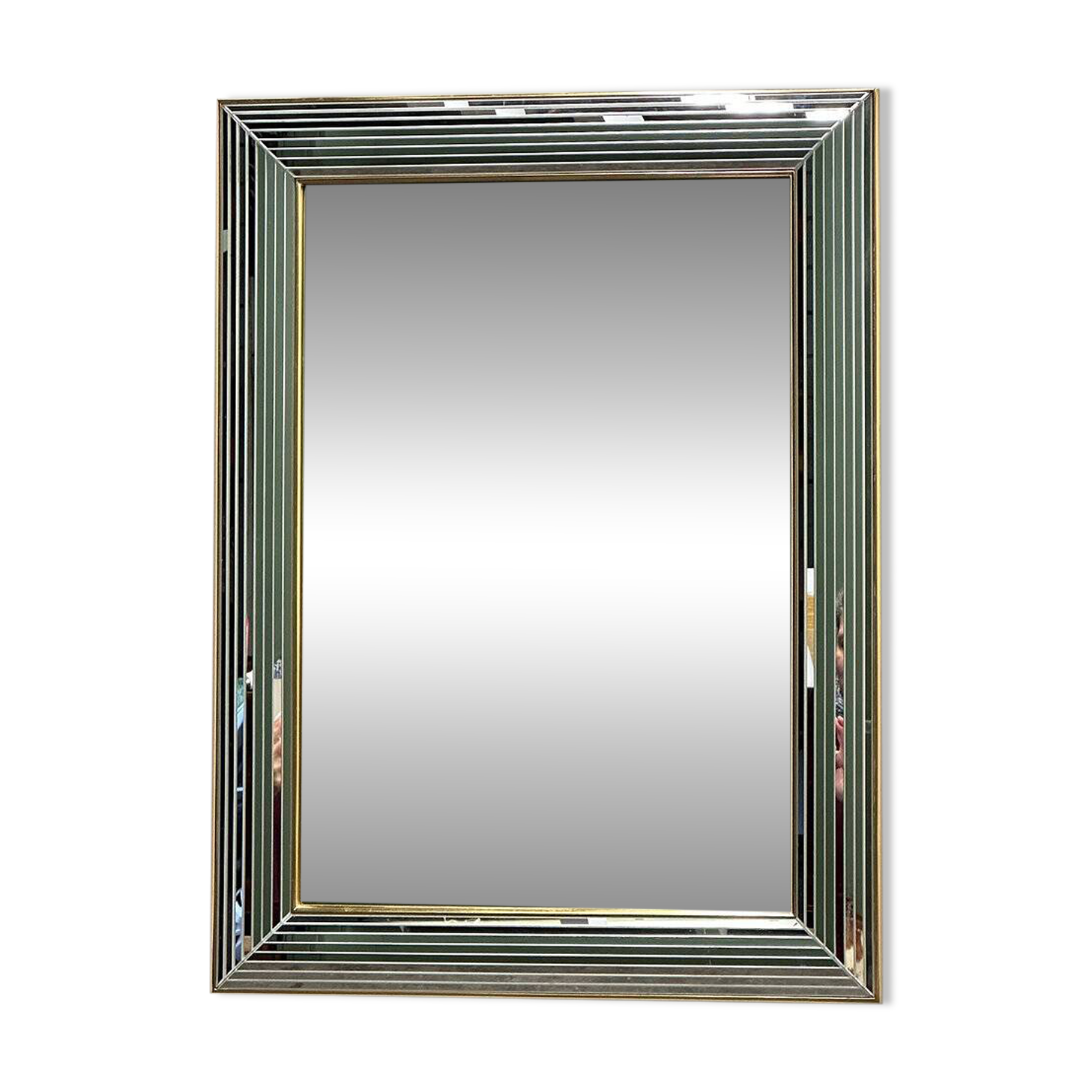 Miroir « Disco » DeKnudt des années 1980, avec cadre biseauté à plusieurs niveaux et bordure dorée.