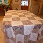 Old tablecloth in ecru cotton embroidered with flowers and embroidered mesh lace-176x282