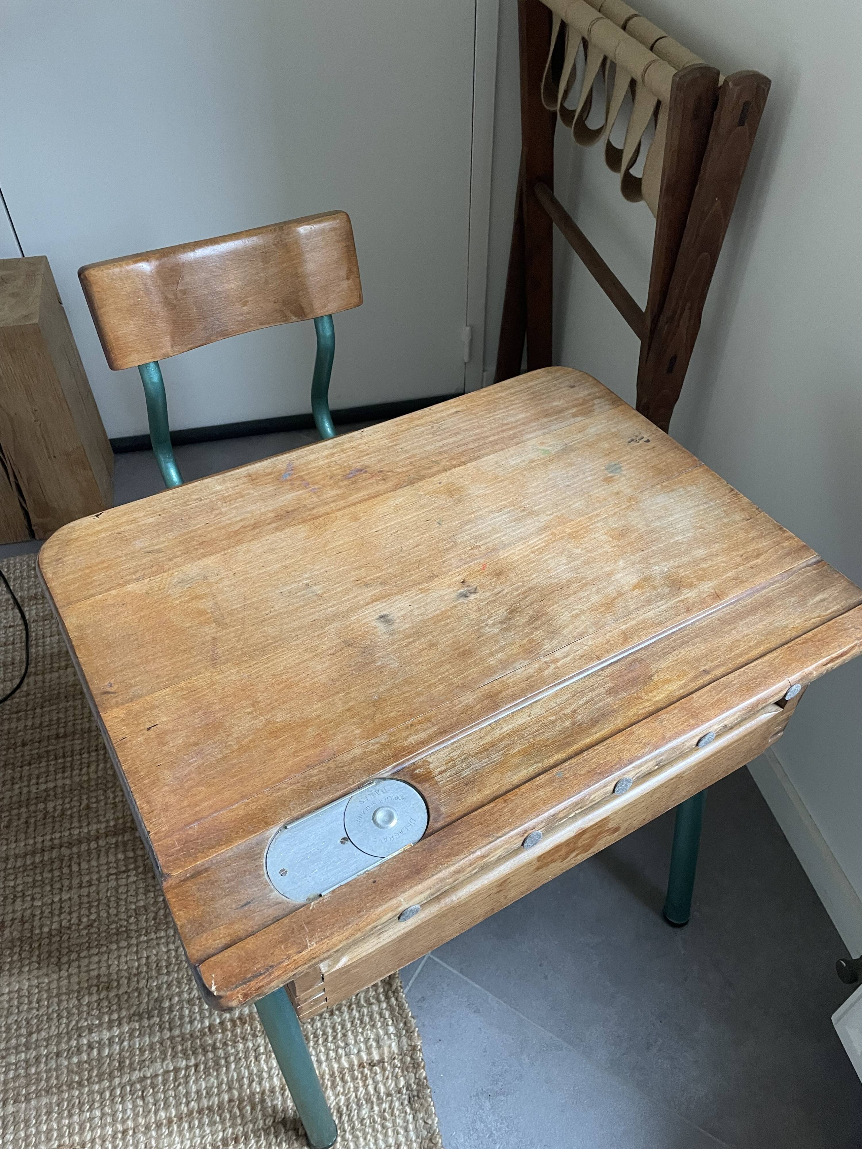Vintage school desk - Maison Delagrave