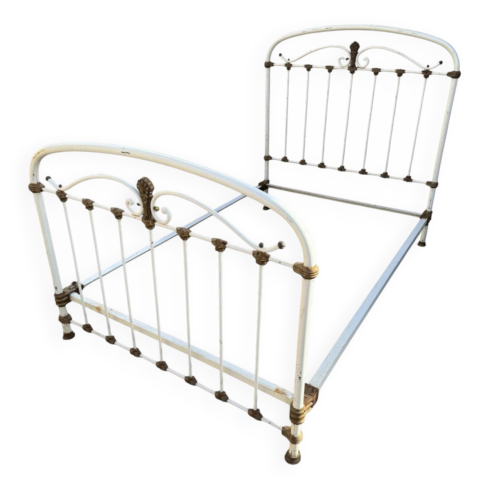 Antique wrought iron bed from the 1900s