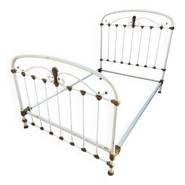 Antique wrought iron bed from the 1900s