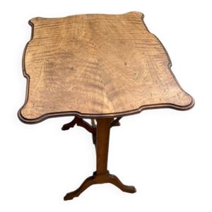 Table d’appoint à