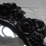 Miroir ancien en bois sculpté avec hauteur de 125 cm.