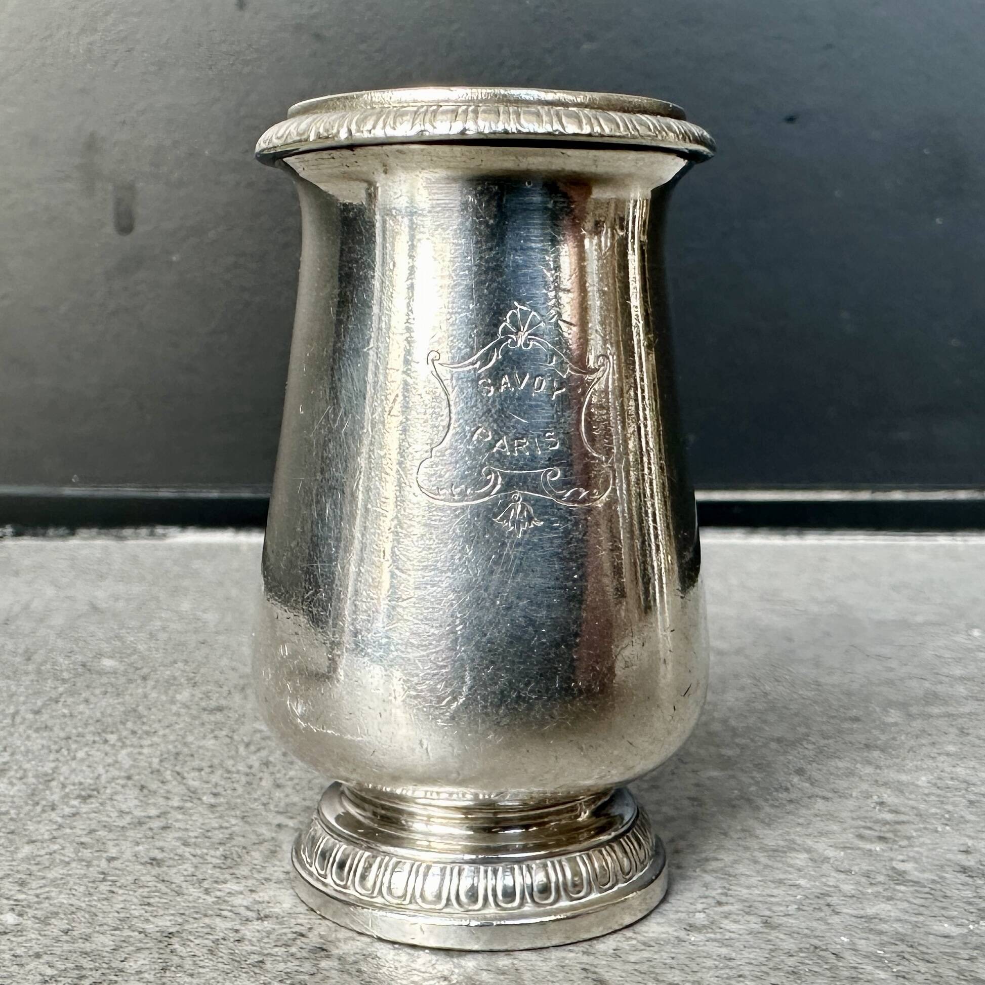 Pair of silver-plated salt cellars - Christofle goldsmith - Hôtel Savoy Paris