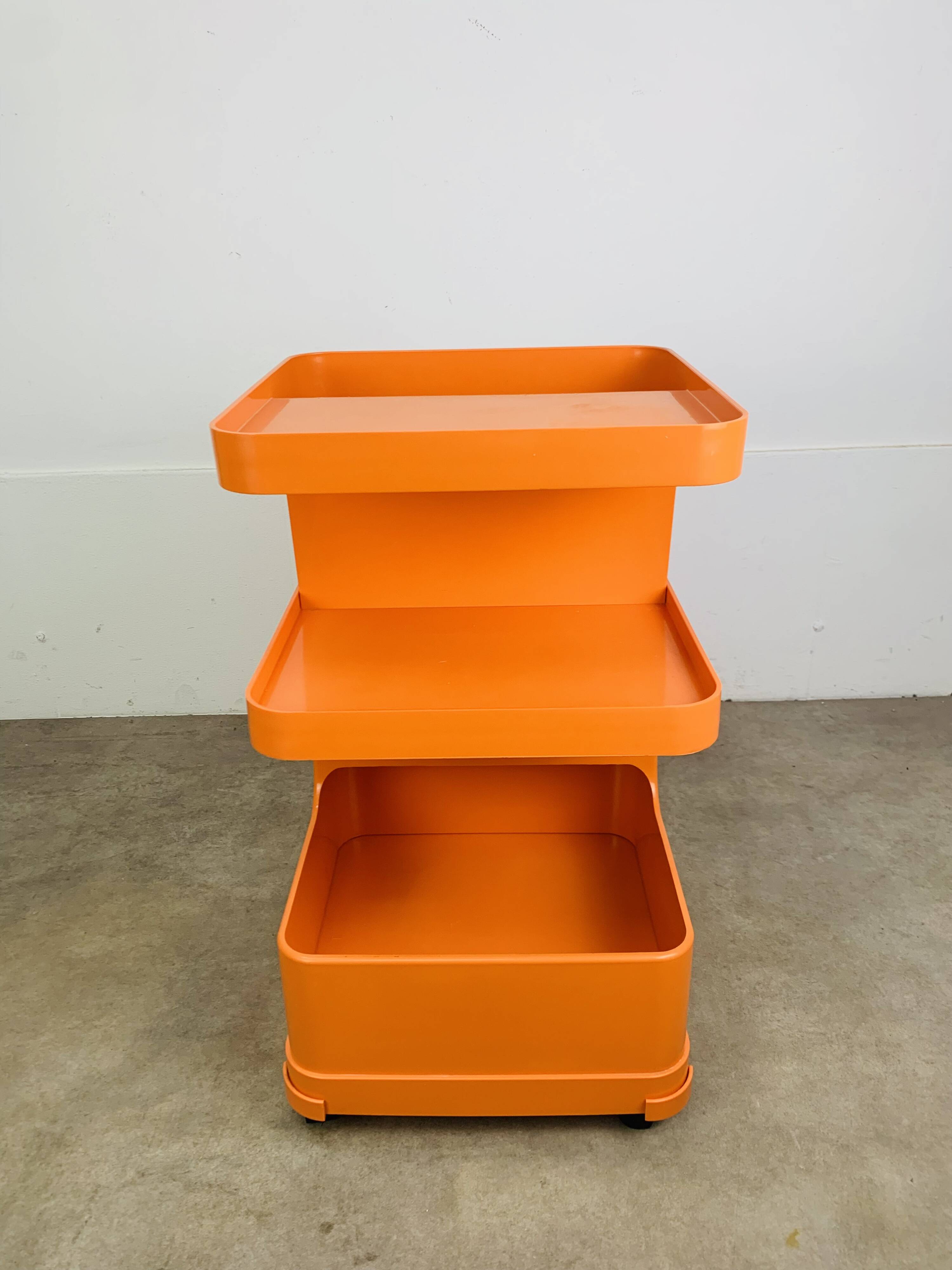 Flair dessert for Prisunic in orange plastic, seventies.