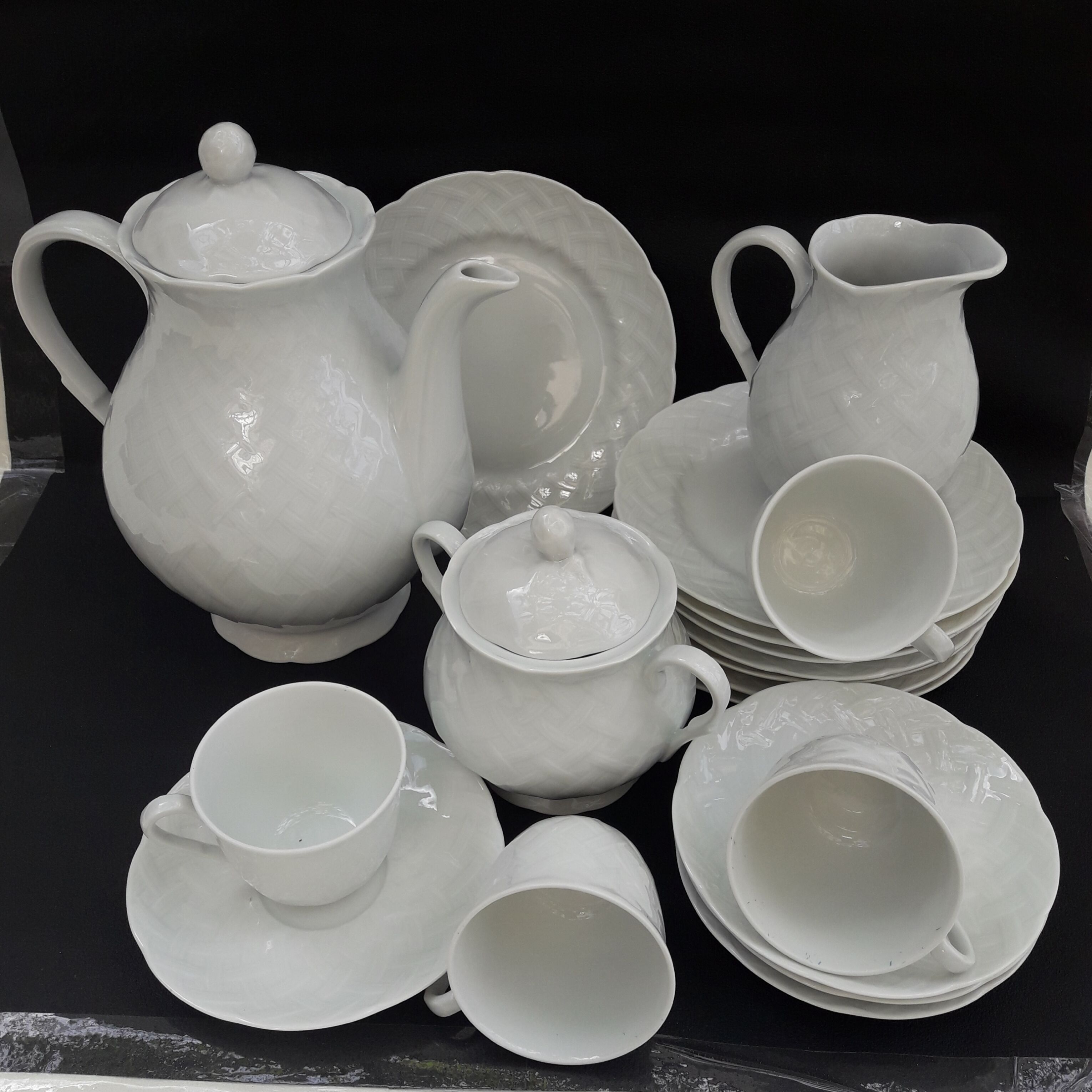 Set bernardaud model basketry