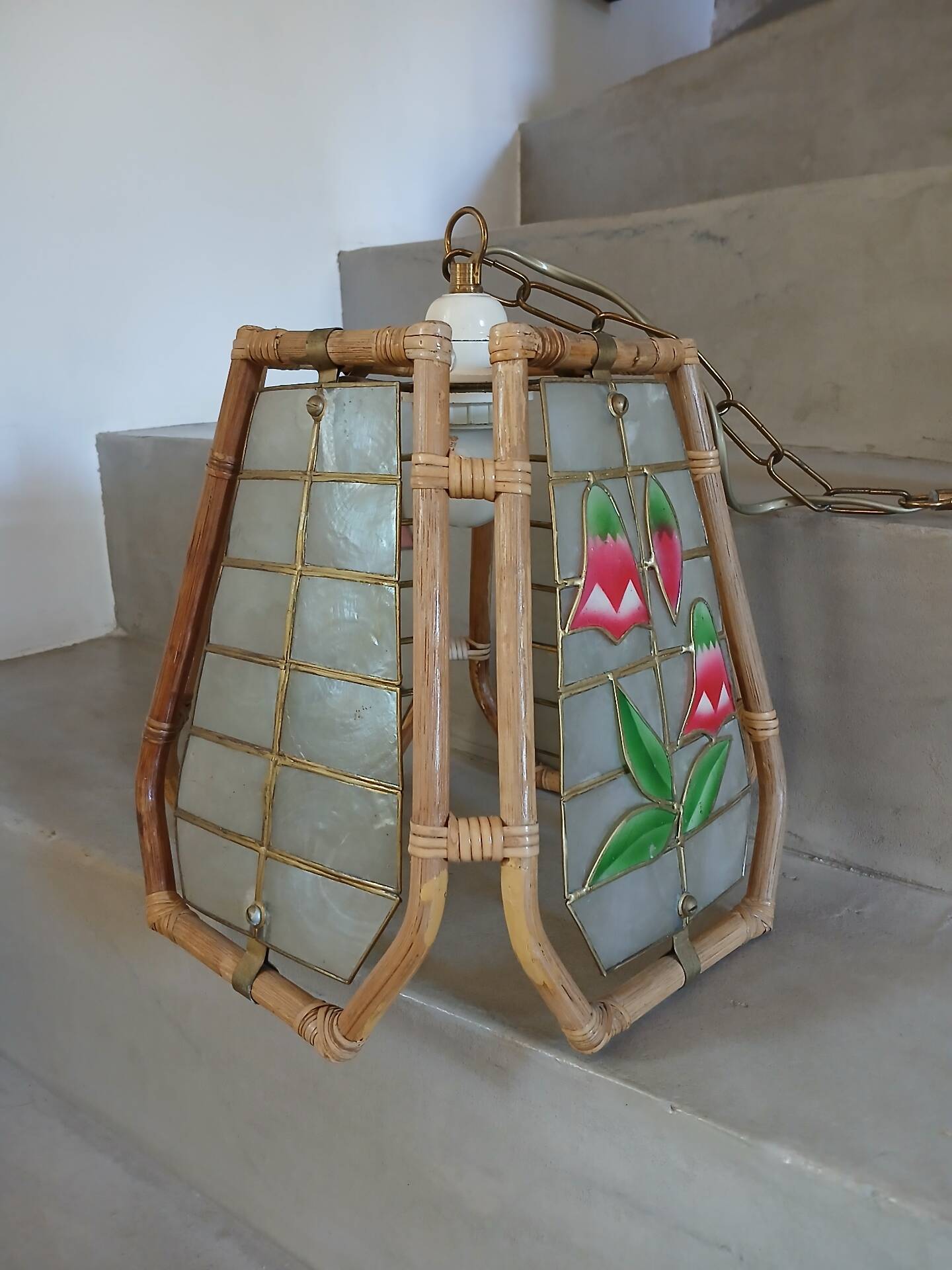 Suspension vintage rotin et nacre