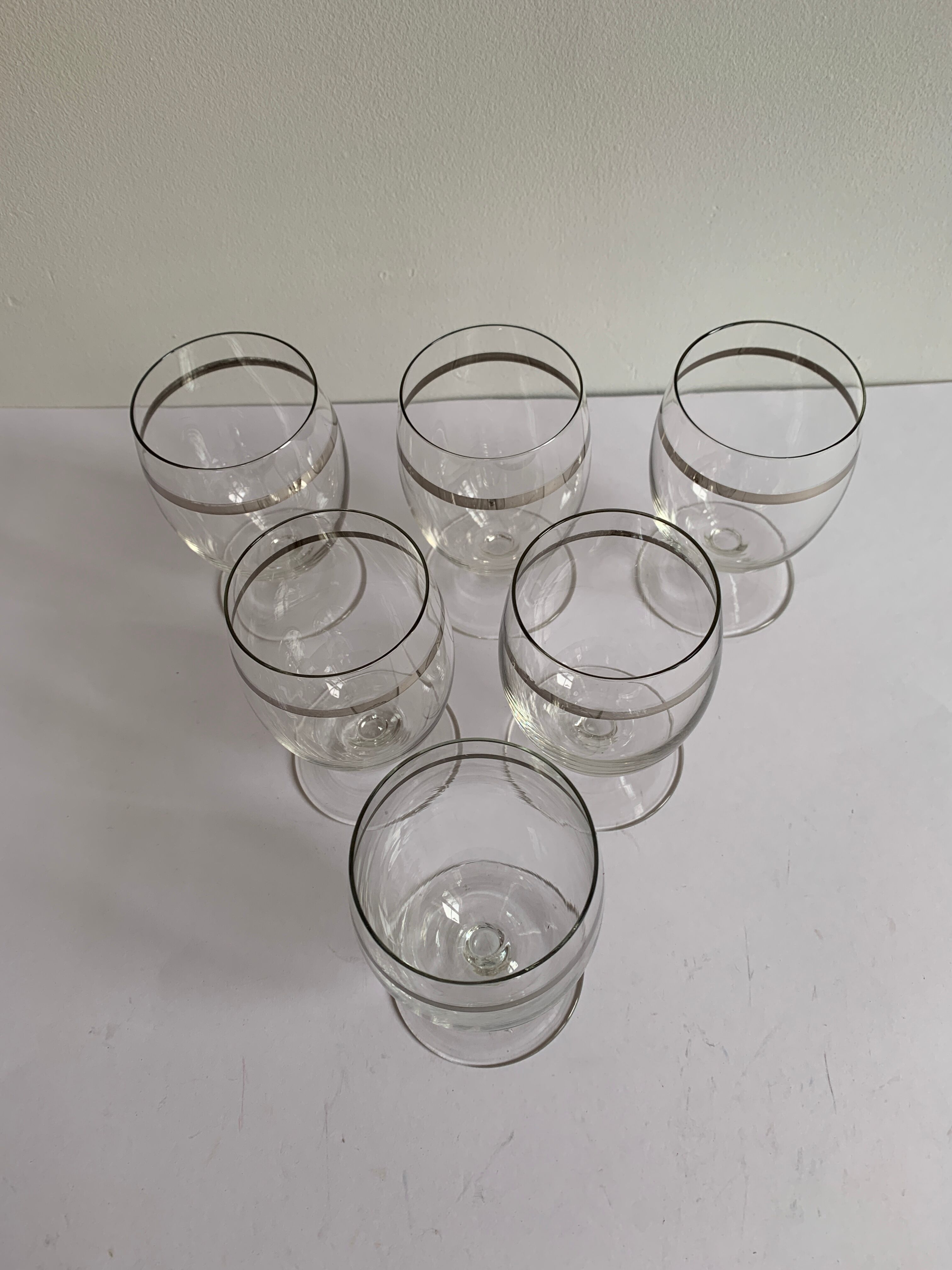 6 crystal wine glasses