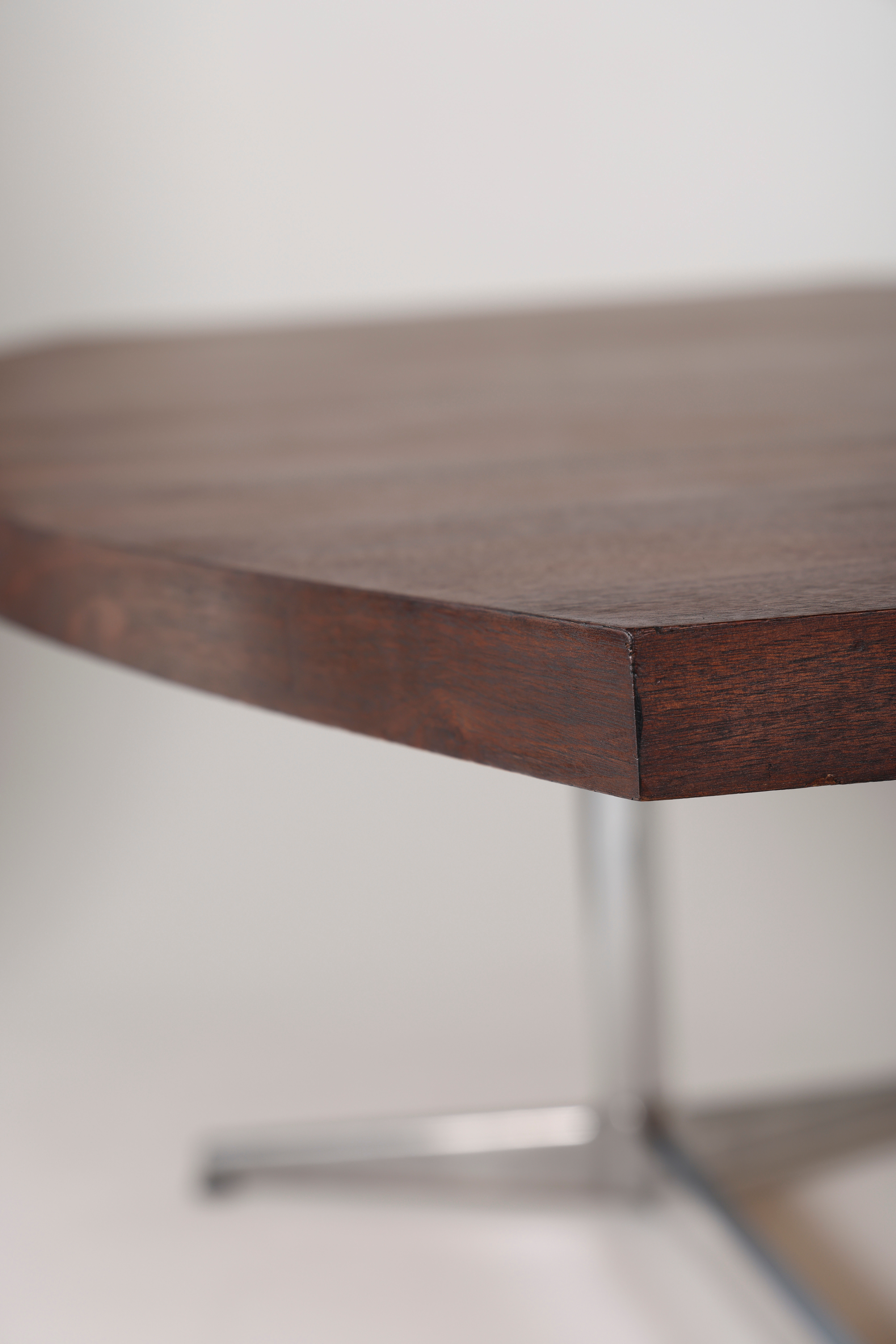 Table Giancarlo Piretti