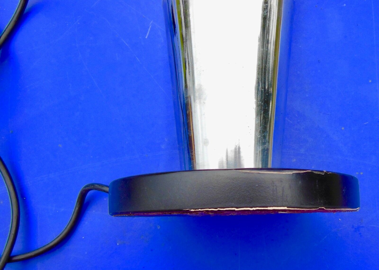 Old lamp design art deco vintage metal and opaline