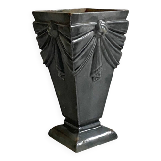 Petit vase Art déco en fonte émaillée grise