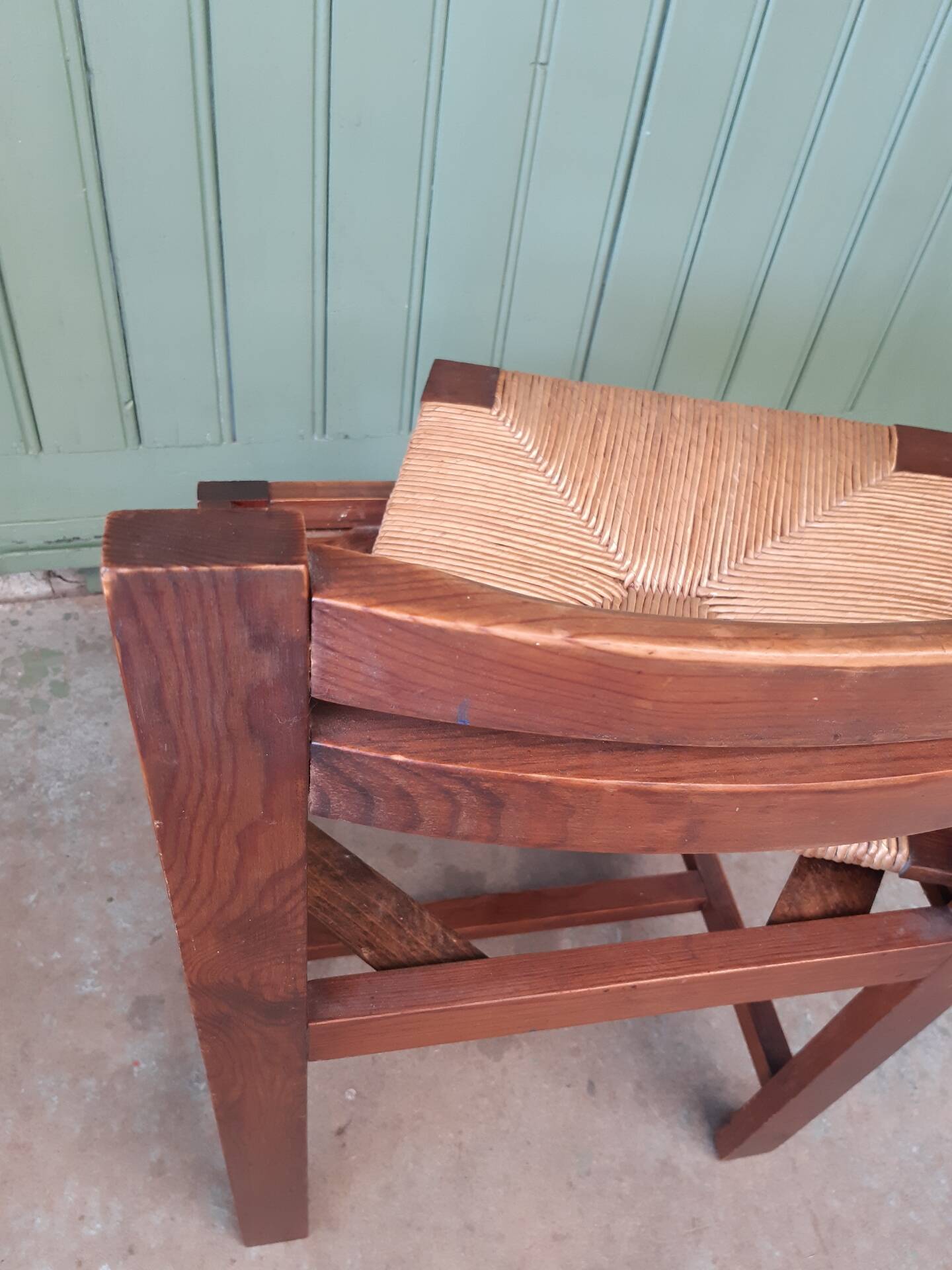 4 straw chairs.