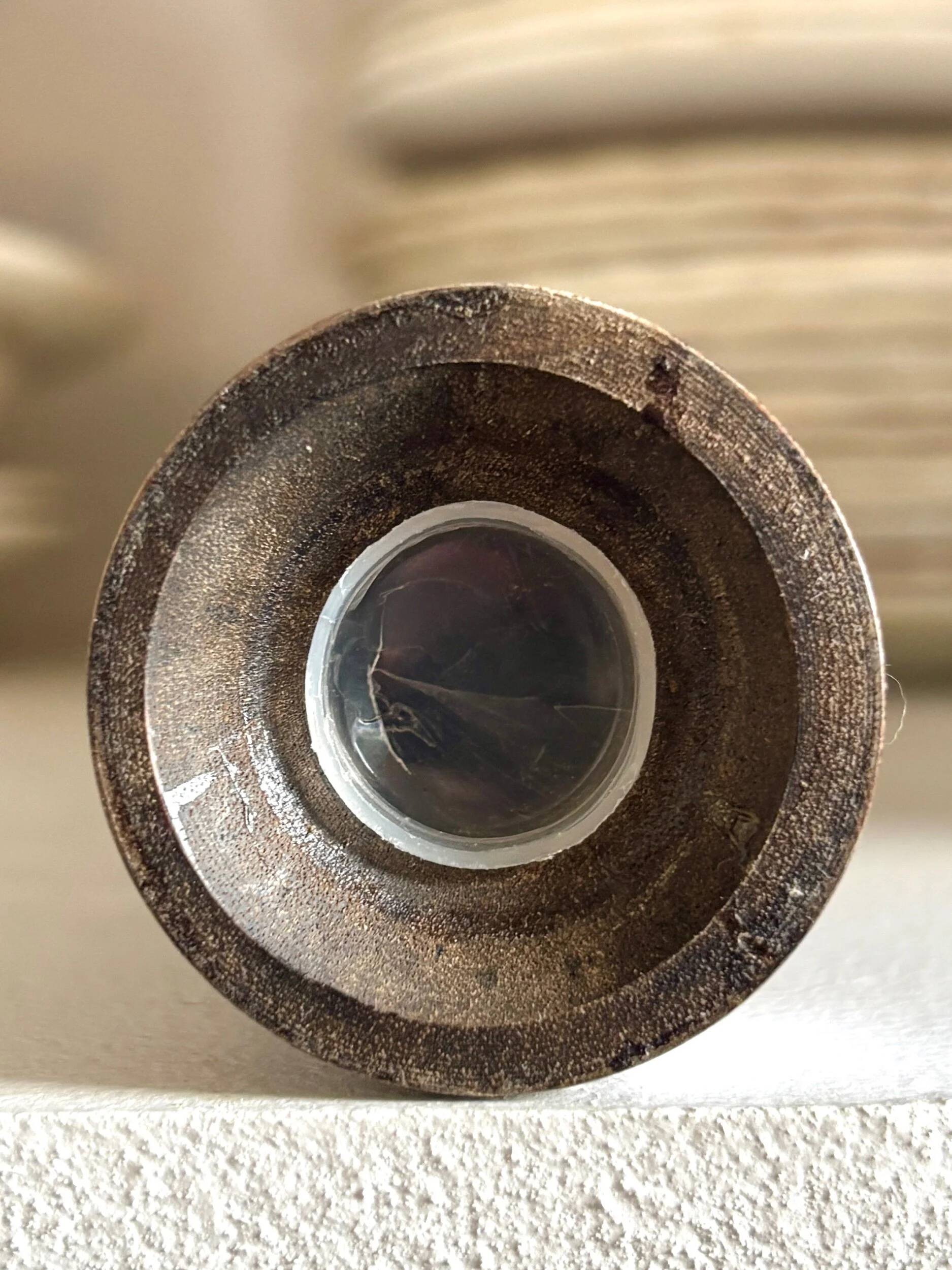 Dark wood salt and pepper shakers no. 1