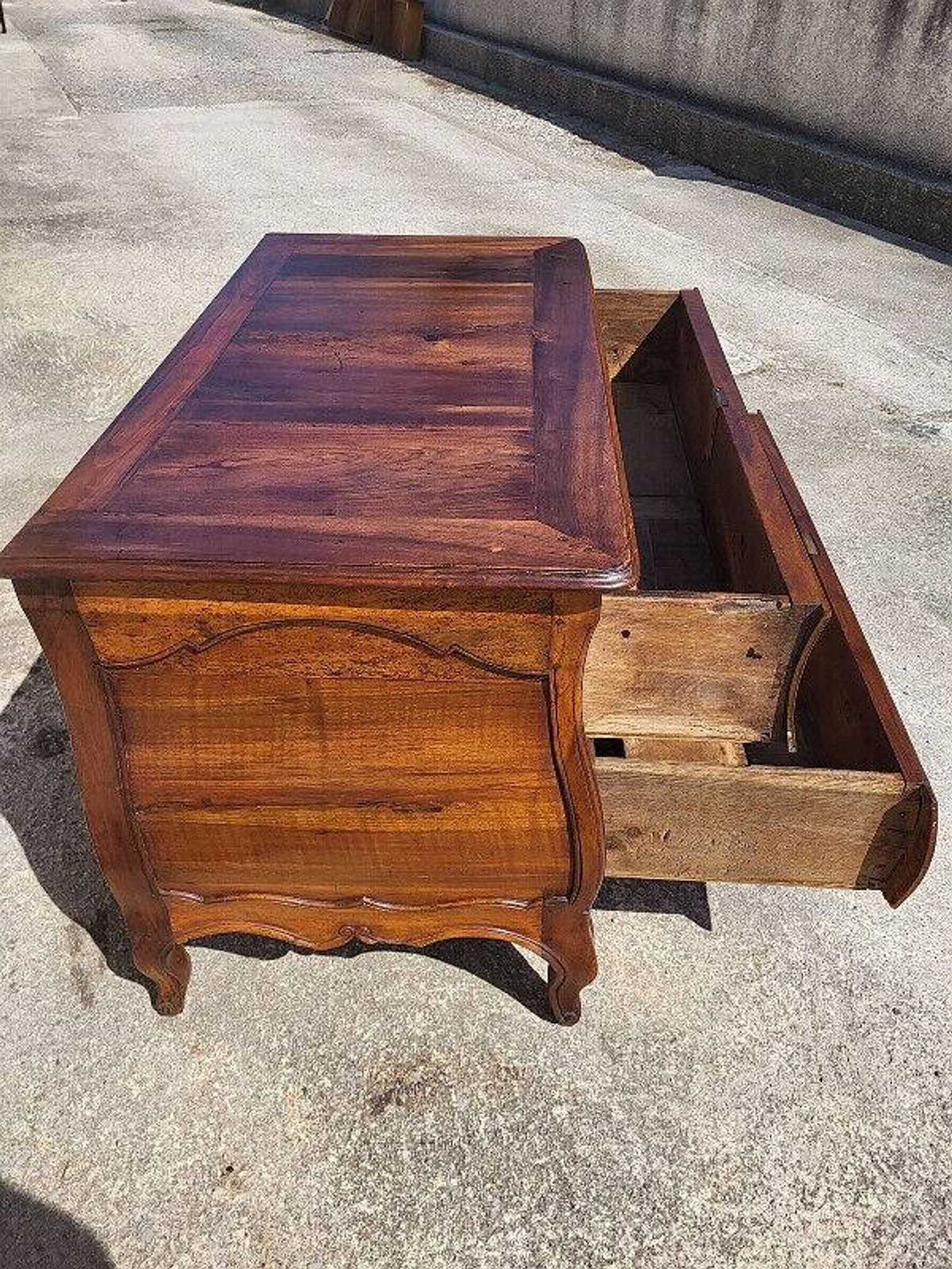 Louis xv tombeau chest of drawers in walnut 2 drawers from the 18th century