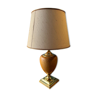 Le Dauphin egg leather lamp