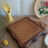 Wooden flat bottom and vintage cannage
