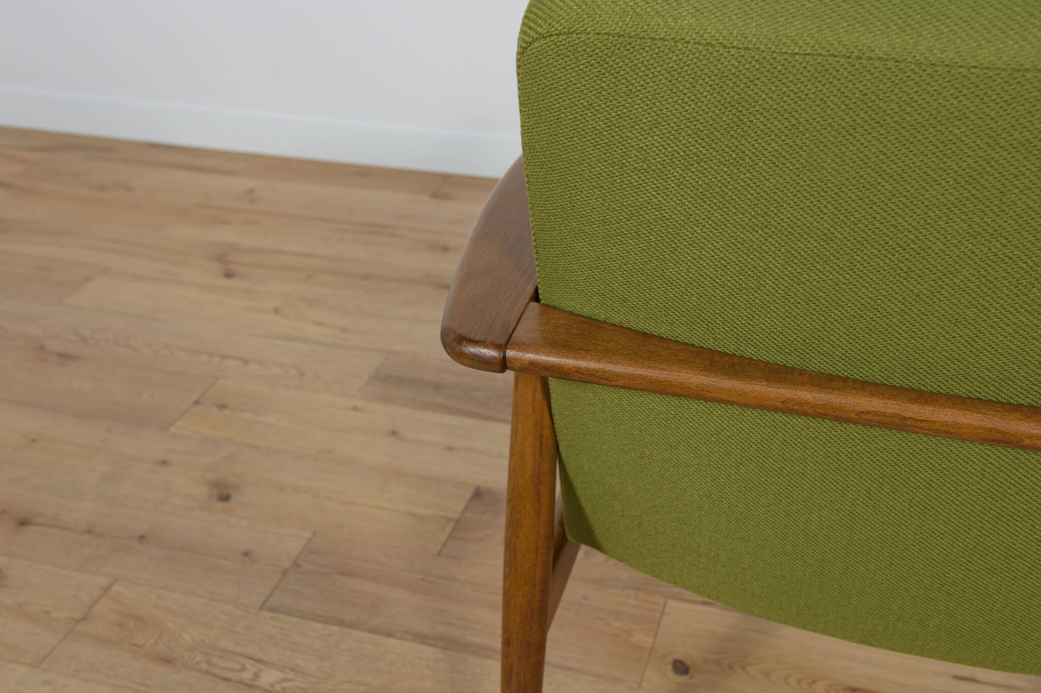 Model 300-192 Armchairs by Juliusz Kedziorek from Goscinska Furniture Factory, 1970s, Set of 2