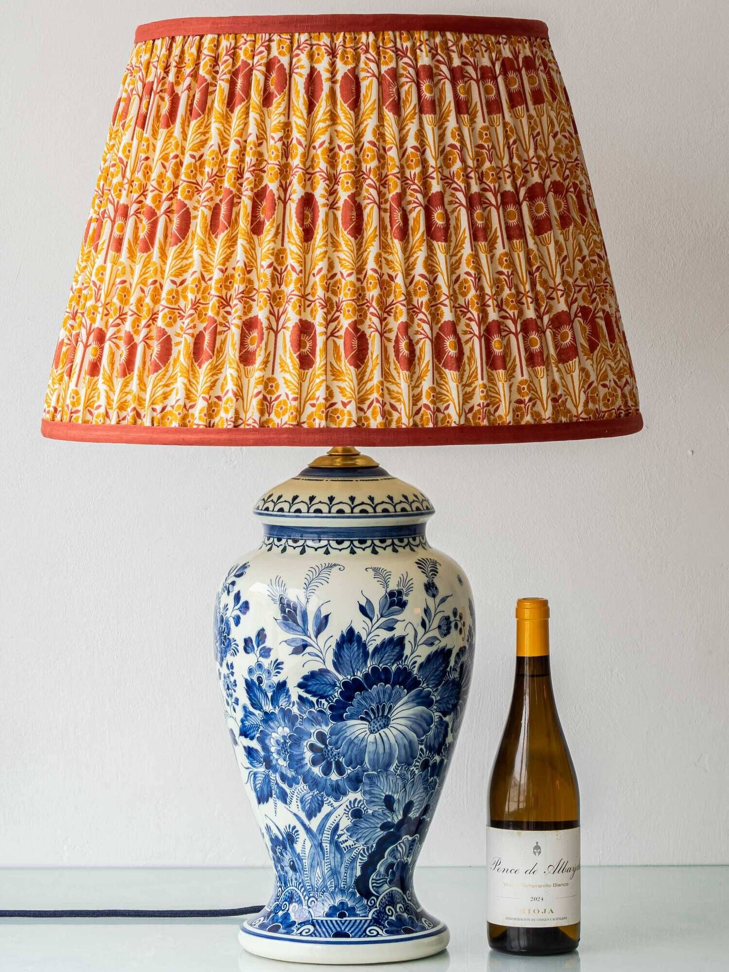 Vintage Table Lamp in Delft Style, Hand-Painted Blue and White, Ram Arnhem, New Shade