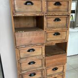 Notary cabinet with flaps