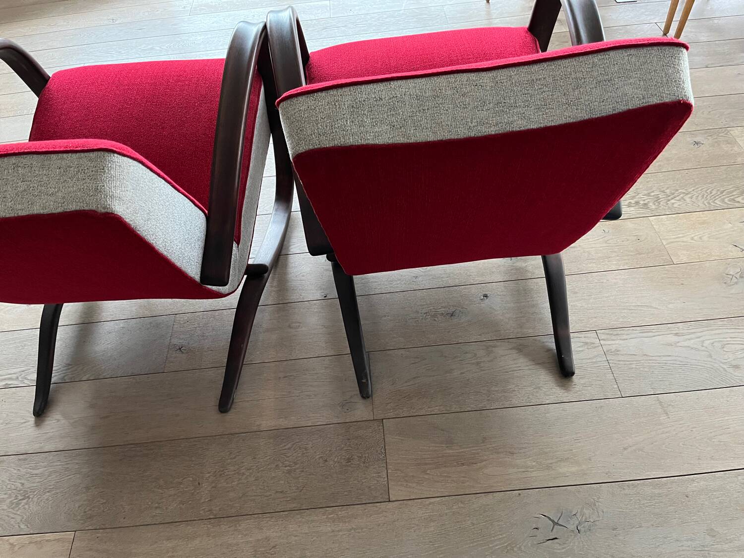 Paire de fauteuils Jindrich Halabala H269