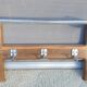 Wall-mounted entrance cloakroom in H with 5 hooks and hat racks