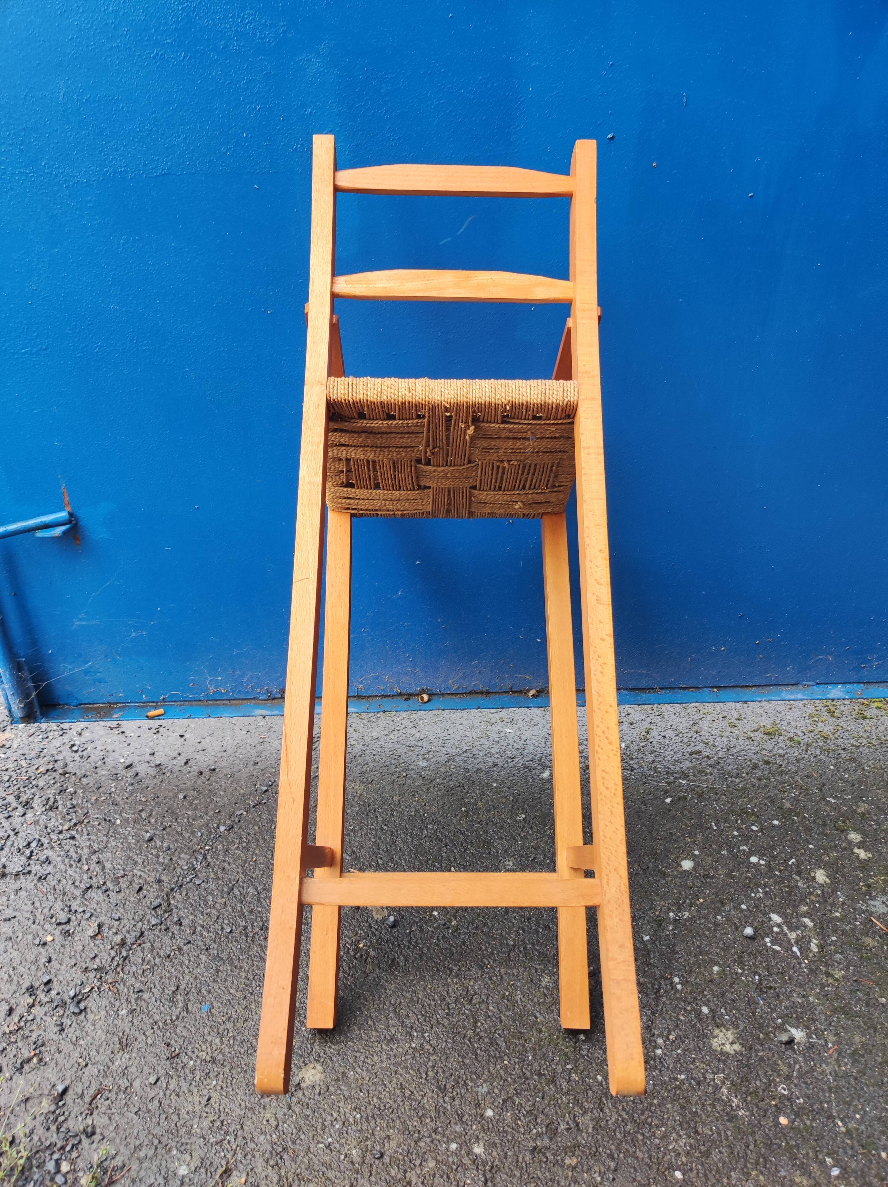 High chair child wood and braided sea grass