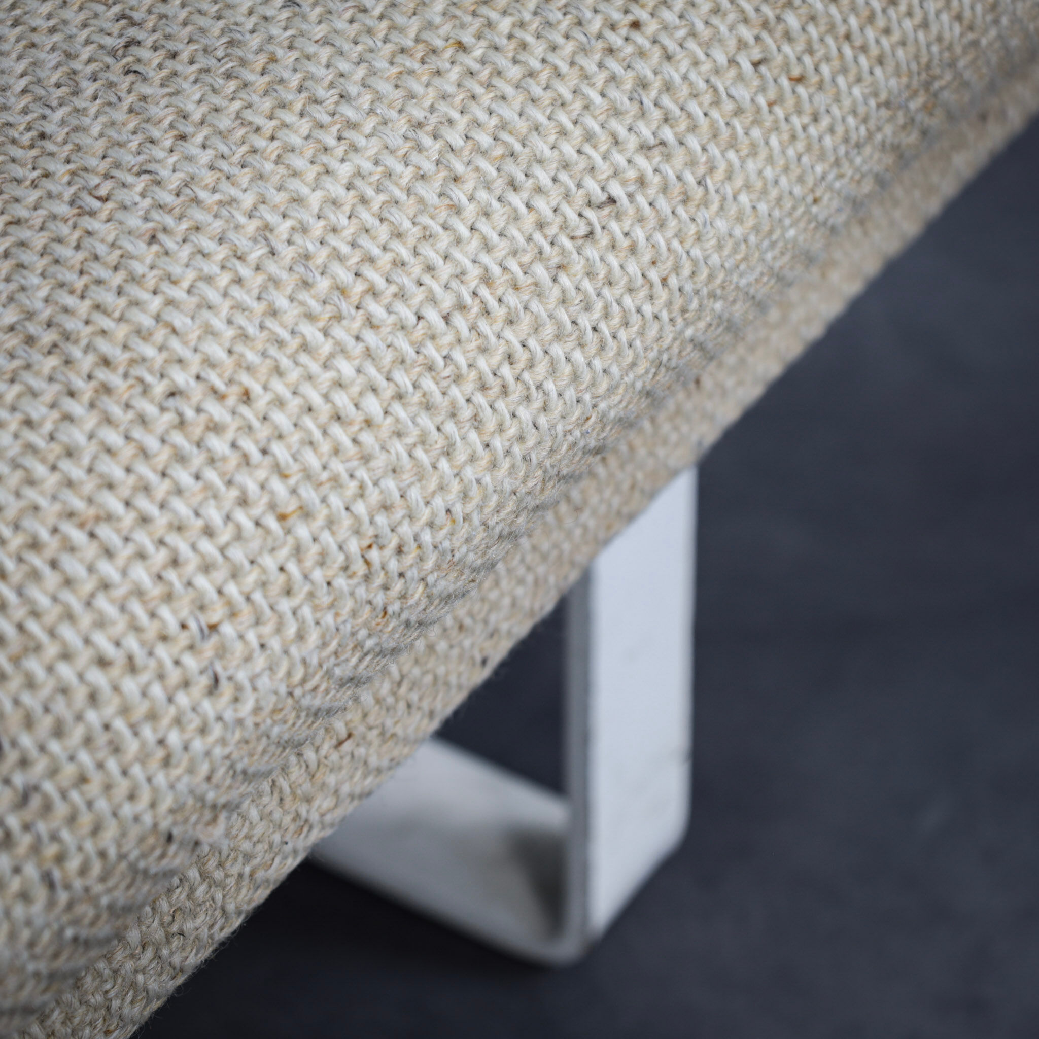 C684 two-seater sofa by Kho Liang Ie for Artifort (1970s)