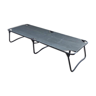 Lit de camp vintage toile verte