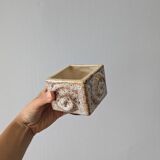 Fat lava style ceramic pot