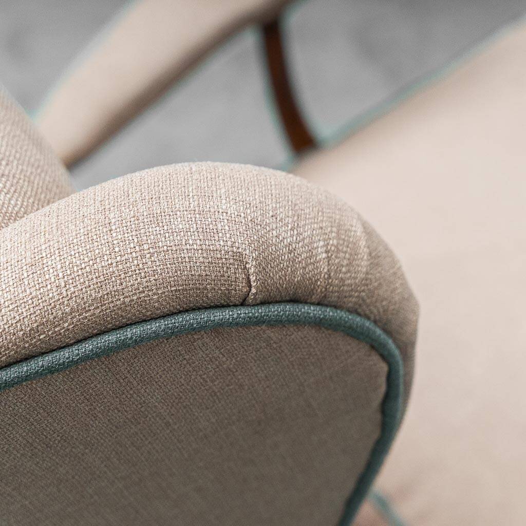 Fauteuil en tissu attribué à Paolo Buffa, style moderniste vintage des années 1950