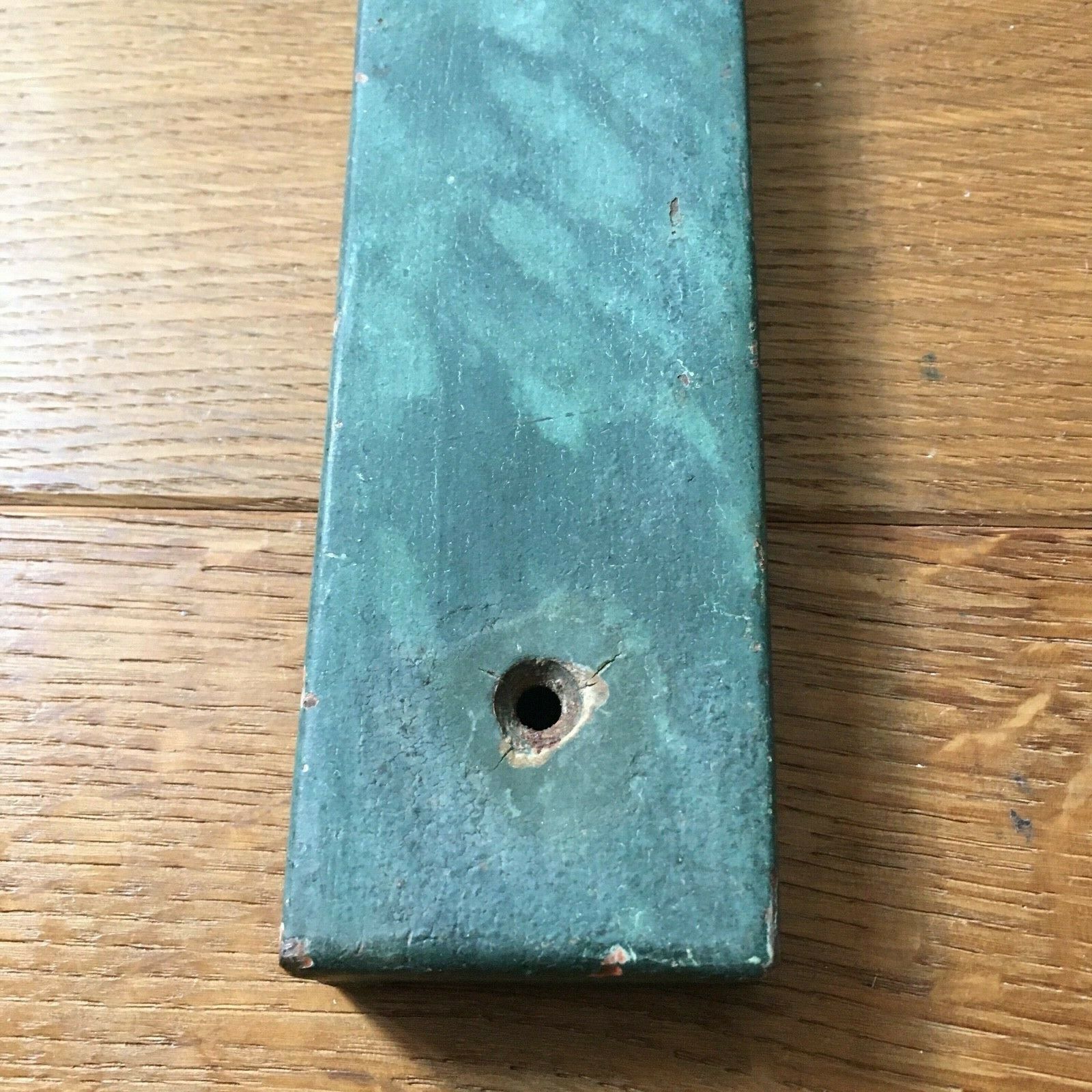 Ancient Letter I Sign Metal Painted Deco Vintage Industrial Design Garag