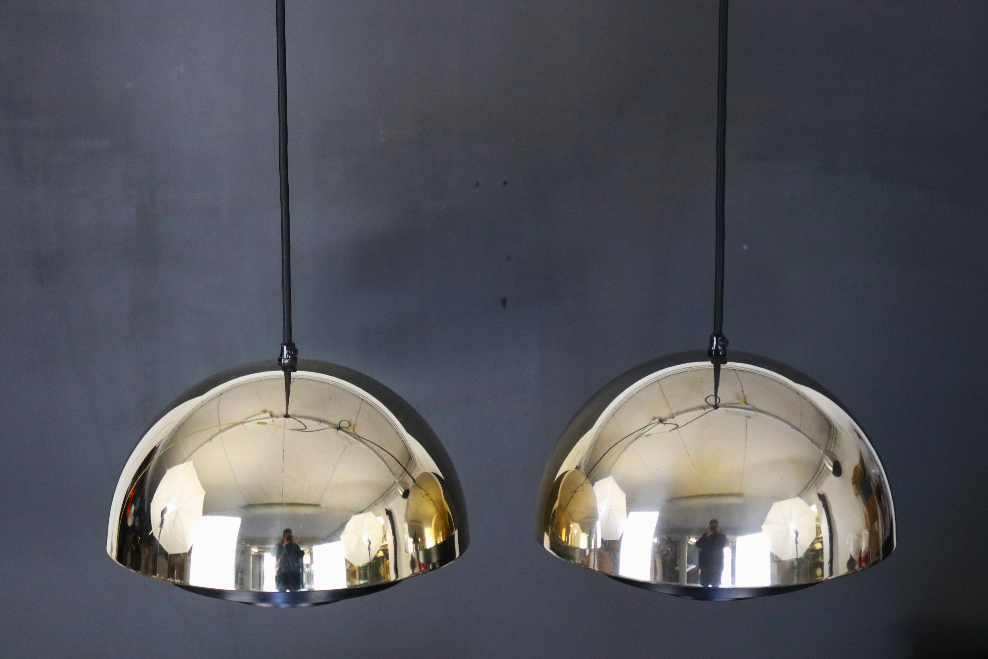 Pendant light “Milieu” Golden Line 24-carat-gold-plated. By Jo Hammerborg for Fog & Mørup. Denmark 1